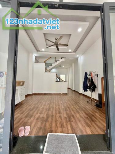 Chủ gửi bán nhà 3 tầng gần GOBAL CITY, giá BÁN 5 TỶ 7. - 1