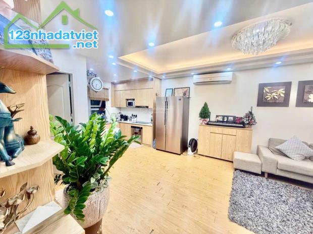 Bán căn hộ 68m² 2PN full nội thất cao cấp, ban công thoáng mát - 8