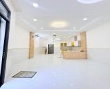 Bán gấp nhà mới Lạc Long Quân, Tân Bình ô tô tới cửa, tặng nội thất, khu dân trí, 5.X tỷ.