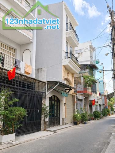 Nhà HXT 28 Âu Dương Lân P3-Q8,  Giá : 6,6 Tỉ (Bớt Lộc) - 2