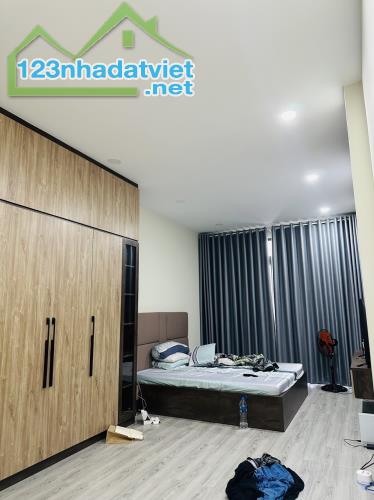 BÁN NHÀ ĐƯỜNG THÀNH THÁI QUẬN 10, 5 TẦNG KINH DOANH CÓ THANG MÁY - 2
