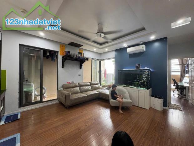 Cho thuê căn 2 ngủ full đồ tòa ct3 the Pride, 10 triệu vào luôn