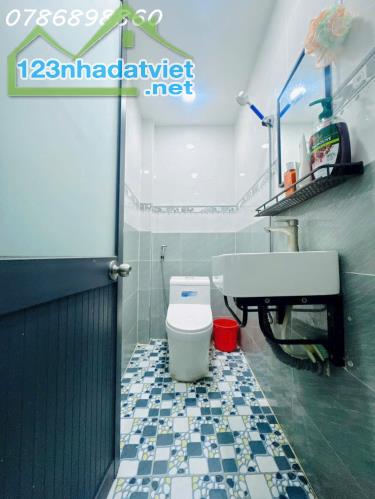 BÁN NHÀ MỚI 3 TẦNG – HẺM 27 LÊ THÀNH PHƯƠNG, PHƯỜNG 15, QUẬN 8 - 4