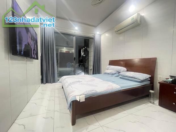 NHÀ 4 TẦNG LÊ VĂN THỌ - GẦN THỐNG NHẤT & CV LÀNG HOA GV - HẺM GẦN 4M - 33M² - Chỉ 4.X T.ỷ - 4