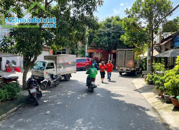 O2784* Hiếm! Đất đẹp 70m2 gần Cityland Phạm Huy Thông, nhỉnh 11.x tỷ