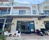 Thanh lý nhà 1 trệt 1 lầu (5x19m) gần chợ Tạm Bình Hưng Bình Chánh Giá 1Tỷ50Tr
