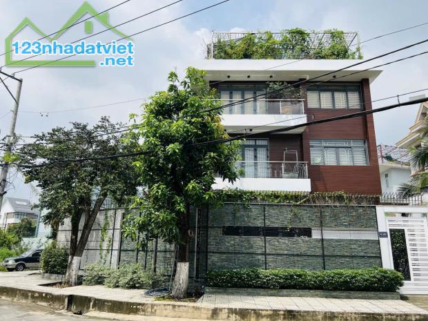 Bán biệt thự 2 mặt tiền đẳng cấp giá còn thương lượng và hỗ trợ vay ngân hàng