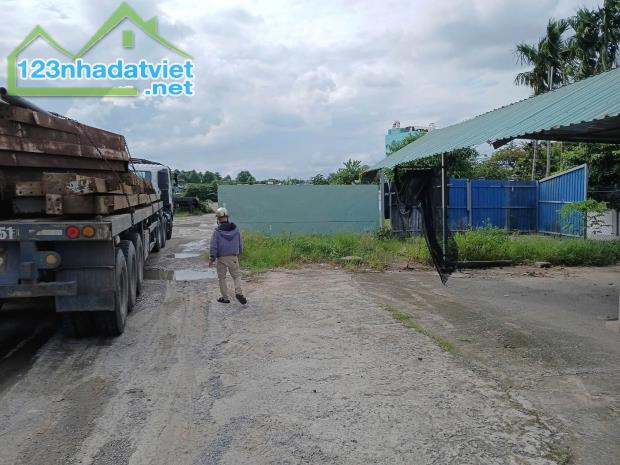 CHO THUÊ KHO + ĐẤT 4000M2 MẶT TIỀN NGUYỄN VĂN BỨA TIỆN LÀM BÃI XE, BÃI VẬT LIỆU - 2