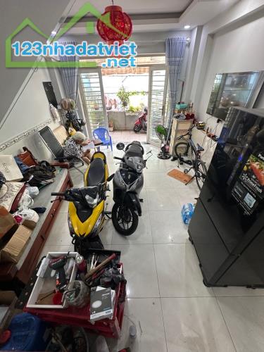 Nhà P.Đông Hưng Thuận TP.HCM-Vị trí đắc địa-Hẻm vào an ninh yên tỉnh-giá siêu mềm - 4
