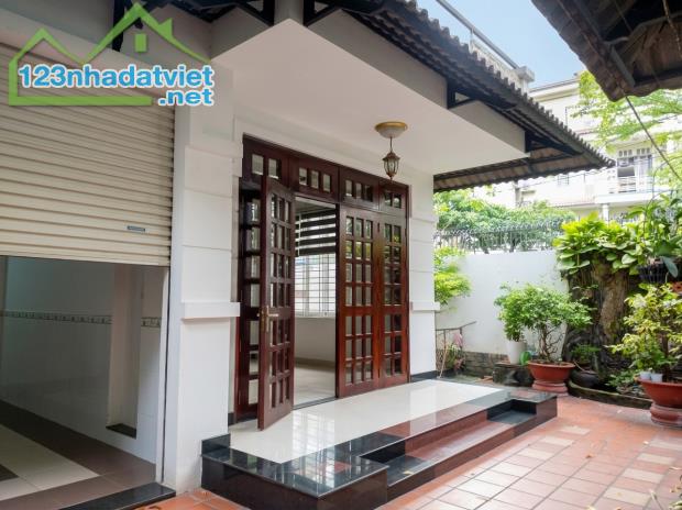 [K2604*] Biệt thự căn góc 3 mặt tiền sát chợ An Nhơn, Gò Vấp. Giá 32.x tỷ 💎