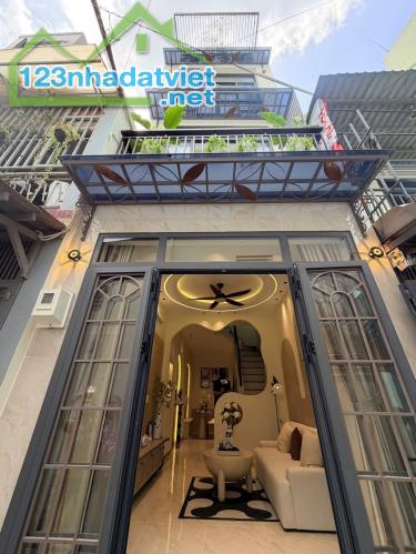Bán Nhà Phố Thiết Kế Tuyệt Đẹp Đường Phan Văn Trị, Phường 07, Quận Gò vấp, Hồ chí Minh