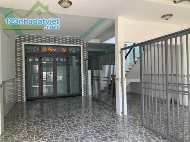 [L2605*] Sát Emart Phan Huy Ích, Ngang 7m Hiếm Có, 15.x Tỷ