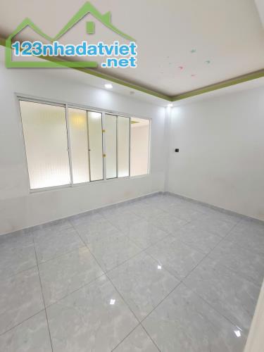 🔥 CHỦ GIẢM 200TR – NHÀ 1/ LÊ VĂN QUỚI – 58M² – SỔ VUÔNG – HOÀN CÔNG ĐỦ! - 2