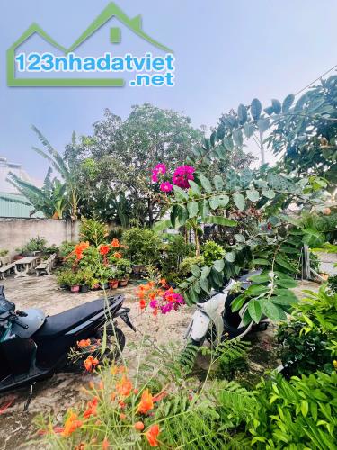 🌷 ĐẤT LÔ GÓC 2 MẶT TIỀN KINH DOANH ( ngang 8.6m - 108m2 ) Giá chào hơn 6 Tỷ