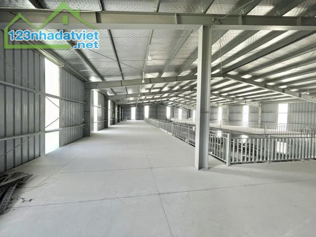 Cho thuê kho xưởng tuyến về phố Xốm, Hà Đông, DTSD 2250m, giá 60k/m - 2