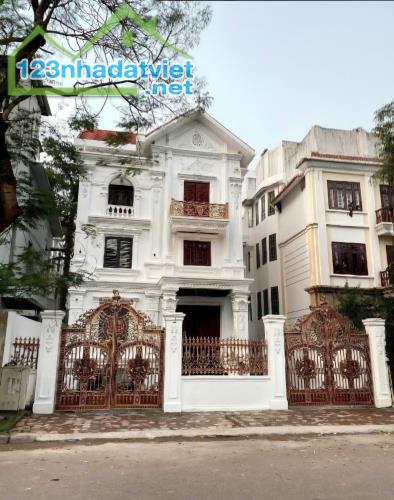 Tôi cho thuê nhà, Thái Hà, Tây Sơn, Láng Hạ, Đống Đa, 212m2x 3T -43 tr
