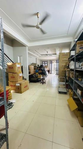 Căn góc mặt tiền ngay chợ Phú Lợi 2, ngang 6m bề thế đường Ba Tơ - 1