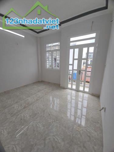 LÊ VĂN QUỚI 40M2 4 TẦNG ĐÚC 4PN 3WC SÂN THƯỢNG SHR GIÁ 5.18 TỶ - 4