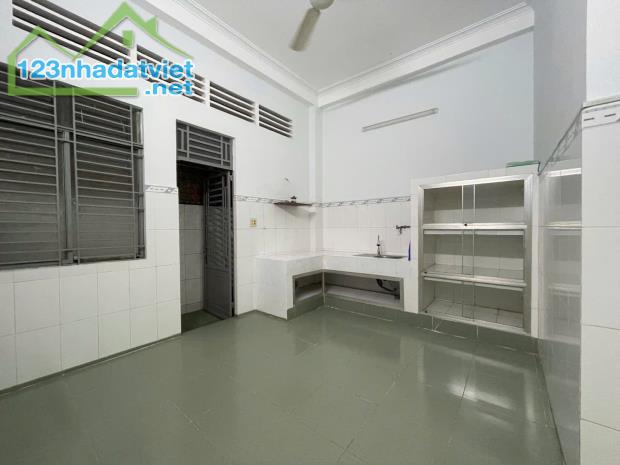 Bán gấp căn nhà cấp 4, SHR, 219.3m2, Xã Tân Phú Trung, Giá 835 Triệu. - 4