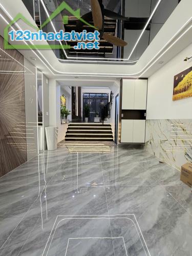 🔥 HƯƠNG LỘ 2 – ĐƯỜNG 8M THÔNG – NHÀ 5 TẦNG FULL NỘI THẤT – CHỈ 7.9T! - 1