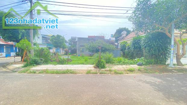 Đất 2 mặt tiền góc - lô 90, trung tâm đức trọng, lâm đồng - 2