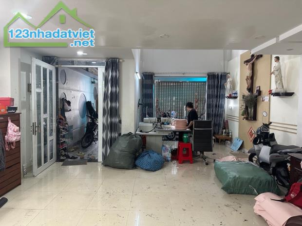 Mặt tiền đường Lê Bôi 6x20 chỉ 12 tỷ 9 có lửng- 0931172218 - 2