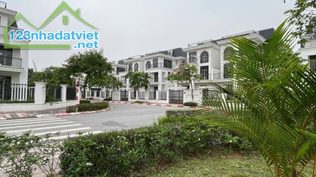 Bán gấp căn biệt thự độc bản Giá chỉ 14,5 tỷ sẵn sổ sang tên, giáp căn góc - 2