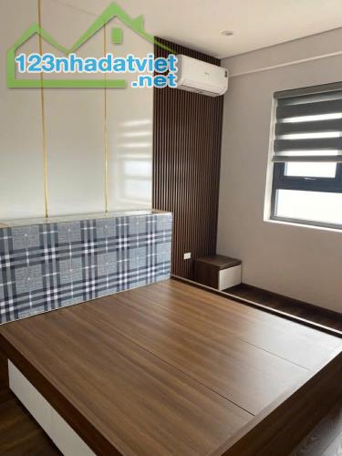 Cho thuê cc Viễn Đông Star, Giáp Nhị, Hoàng Mai 86m 2PN, full đồ, 12tr