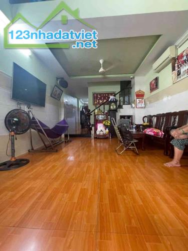 Bán nhà  Hẻm Ô Tô Trịnh Đình Thảo, Tân Phú – 50m² – Thang máy – 5 Tầng Nhỉnh 8 Tỷ