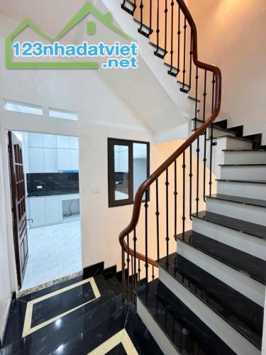 PHÂN KHÚC DƯỚI 9TY 30M RA PHỐ ĐỐNG ĐA - 4