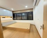 Bán nhà lương khánh thiện 5 tầng long lanh ở ngay 2 thoáng gần phố hoàng mai