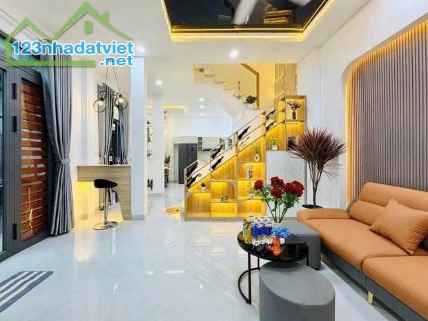 BÁN GẤP – HẺM XE HƠI THÔNG - 3 TỶ 350 Đ. Bùi Quang Là, Gò Vấp - DT 47 m2 - 1