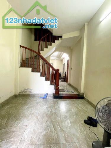 Cho thuê nhà ngõ phố Hoàng Liệt, Hoàng Mai 40m x 4 tầng, giá 10tr/tháng - 3