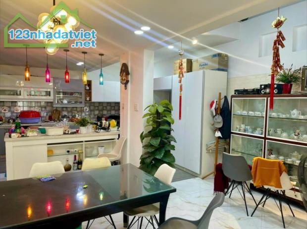[GIỮ TÀI SẢN] Nguyễn Thị Thập Q7  144m²  8x18m  3 Tầng  4PN  16 Tỷ - 4