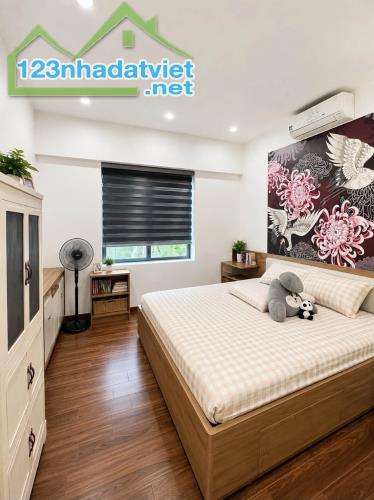 Bán căn hộ 96B Định Công, Hoàng Mai 114m², 3PN, Full nội thất, Giá: 7,9 tỷ