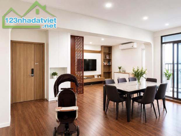Bán căn hộ 96B Định Công, Hoàng Mai 114m², 3PN, Full nội thất, Giá: 7,9 tỷ - 1