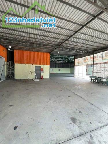 Cho thuê MB kho xưởng 800m2 mặt đường Ql1A Thới An Quận 12