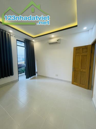 B.án Nhà Âu Dương Lân Quận 8 , DT50m2  7.5 tỉ . - 2