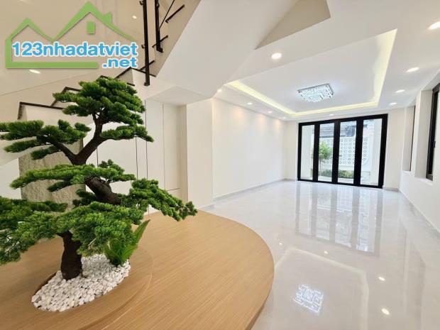 BIỆT THỰ GÒ VẤP - MẶT TIỀN KINH DOANH - 122m² - 4 TẦNG KIÊN CỐ - 23 TỶ - 3