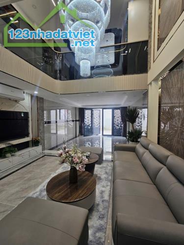 Nhà phố Thống Nhất, Gò Vấp 50m2, 5 tầng thang máy, gara ô tô, full nội thất cao cấp, hẻm