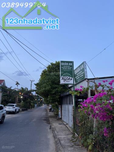 Mặt tiền vuông vắn, diện tích gần 125m2. Gần chợ Bà Lê, gần phố cổ Hội An