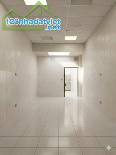Cho thuê nhà 55 Âu Cơ q 11, lh:0339507189