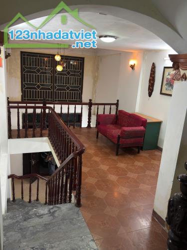 Cho thuê nhà đường 19/5, Văn Quán - Hà Đông 40m x 5T giá 10 triệu - 1