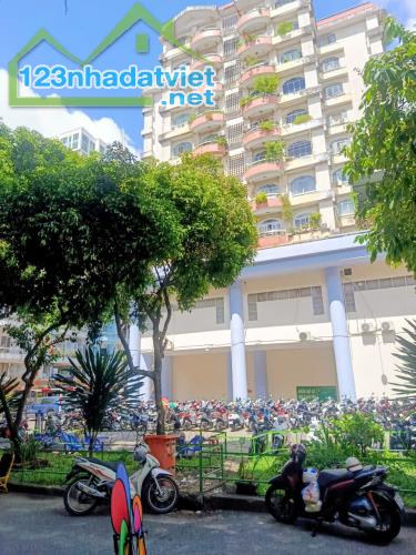 🏢NHỈNH 2 TỶ-KHU HÀNH CHÍNH QUẬN5-CHUNG CƯ HÙNG VƯƠNG NGAY ĐẠI HỌC Y DƯỢC HCM.