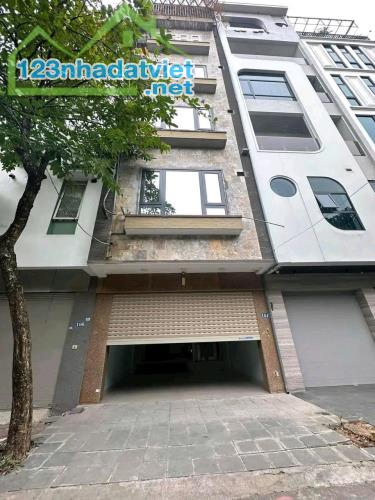 Cho thuê nhà, 102m2_ 5T; Hoàng Cầu, La Thành, Đặng Tiến Đông -24 tr