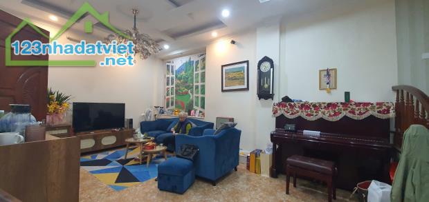 Cho thuê nhà ngõ 198 phố Xã Đàn, Đống Đa 50m x 4 tầng, giá 15tr/tháng - 1