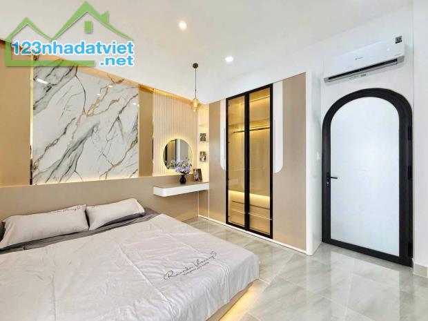 HÀNG NGỘP – FULL NỘT THẤT - 3 TỶ 390 Đ. Phan Huy Ích, Gò Vấp - DT 48 m2 - 3