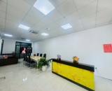 Cho thuê sàn văn phòng tầng 1 80m2 giá chỉ 10tr tại VInhomes Marina