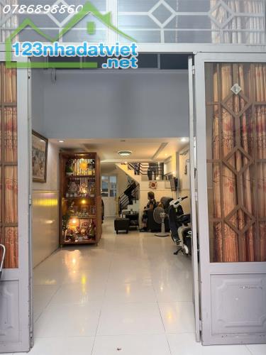 BÁN NHÀ 3 TẦNG MẶT TIỀN HƯNG PHÚ – QUẬN 8 - 1