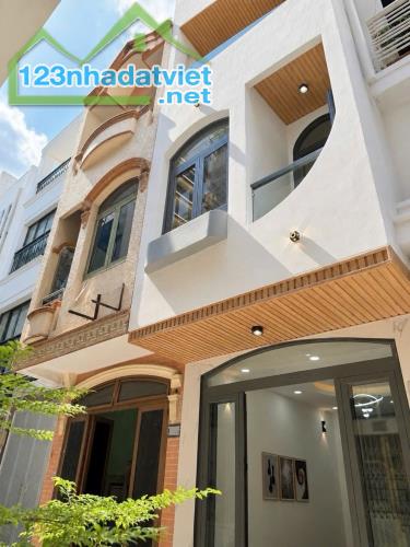 Bán nhà Q3 điện biên phủ 31m2 4 lầu 8tỷ1 có TL - 1